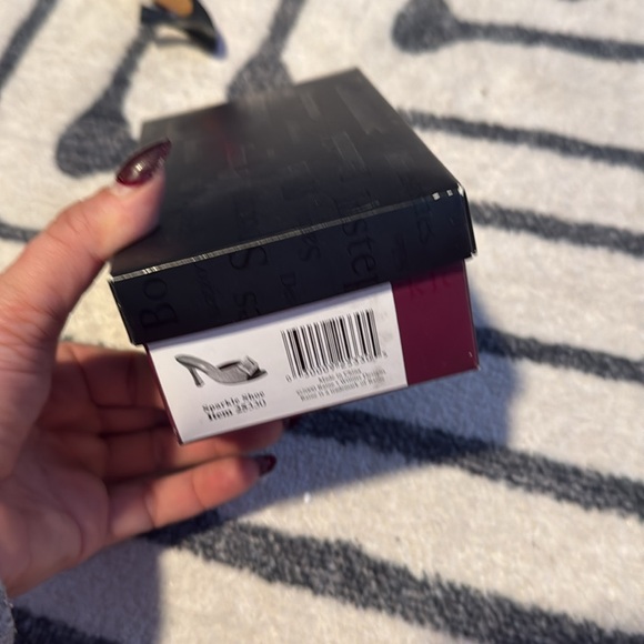 "Sparkle Shoe" Just the Right Shoe (Beverly Feldman) by Raine & Willitts Designs - Picture 4 of 4